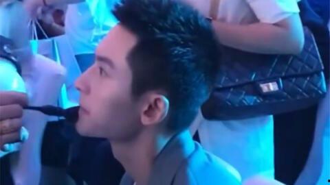 娱乐吃瓜女星代言,时尚跨界引发热议